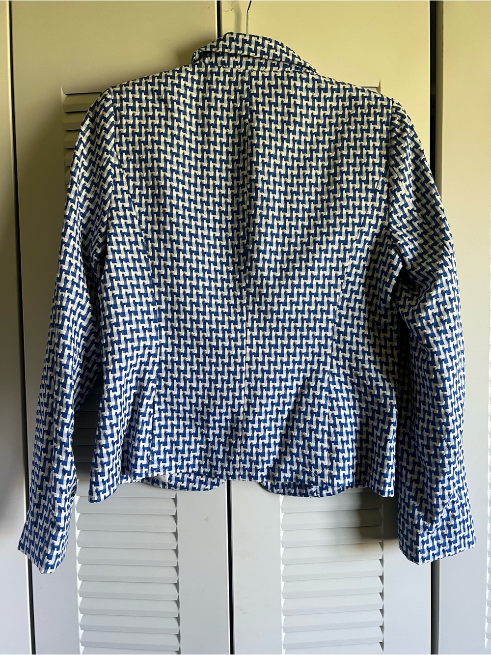 The Limited - Women’s Blue & White Patterned Blazer - Size Medium - NWT - Picture 4 of 6